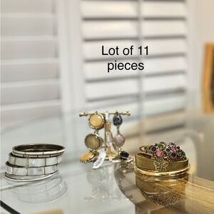 Lot of 11 Vintage & Costume Jewelry Pieces Mixed Materials Statement Bangles